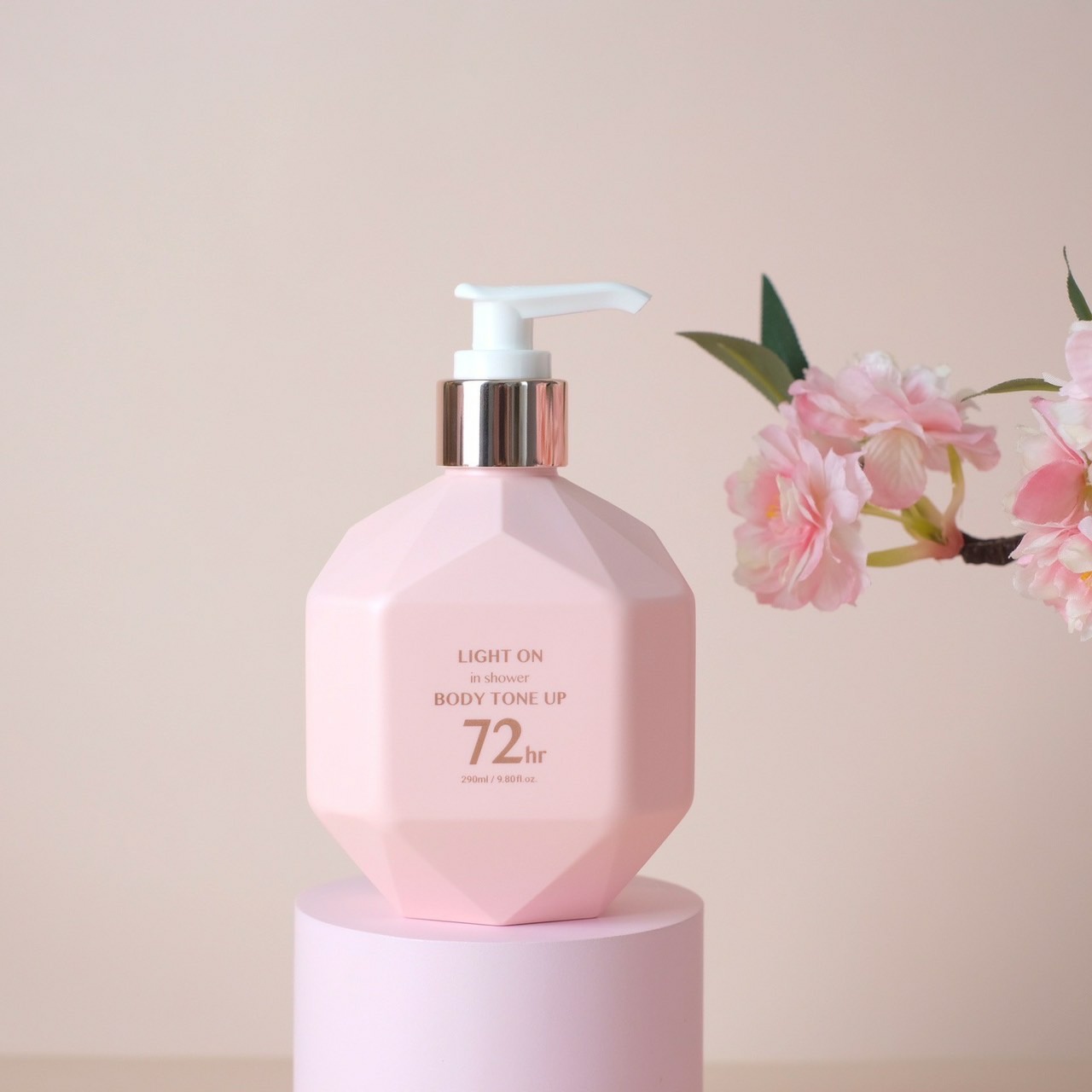 B.O.M Light On In Shower Body Tone Up 6 B.O.M Light On In Shower Body Tone Up - Imagem 6